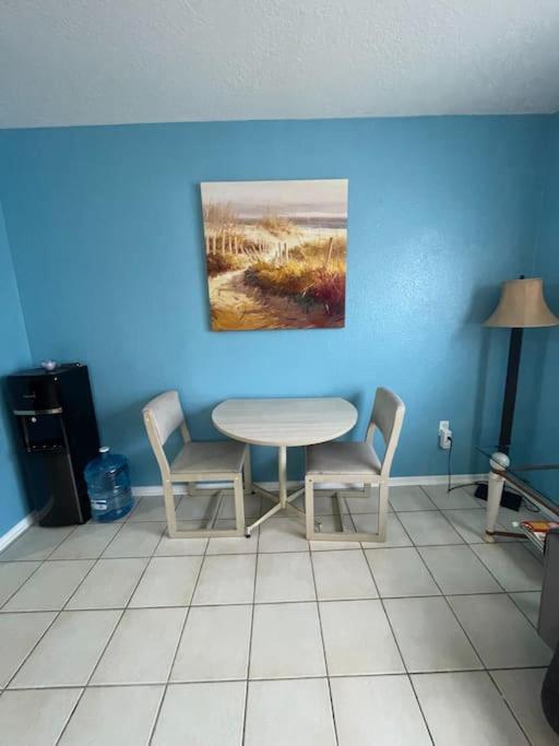 Entire Home By Siesta Key/Closed To Downtown Σεϊρασότα Εξωτερικό φωτογραφία