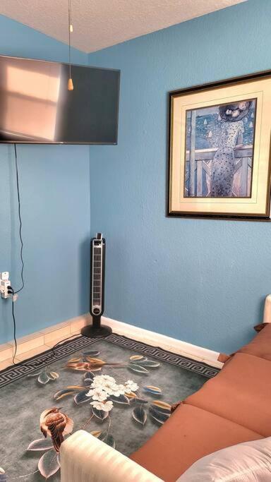 Entire Home By Siesta Key/Closed To Downtown Σεϊρασότα Εξωτερικό φωτογραφία