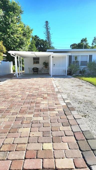 Entire Home By Siesta Key/Closed To Downtown Σεϊρασότα Εξωτερικό φωτογραφία
