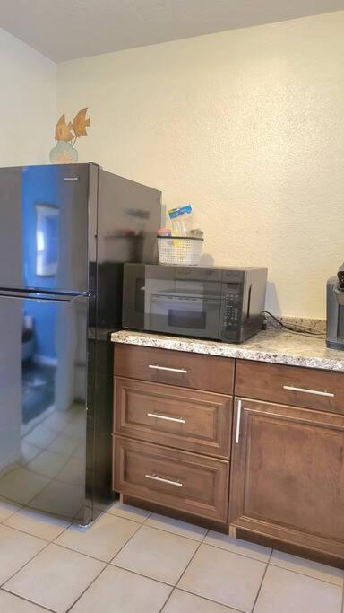 Entire Home By Siesta Key/Closed To Downtown Σεϊρασότα Εξωτερικό φωτογραφία