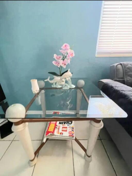 Entire Home By Siesta Key/Closed To Downtown Σεϊρασότα Εξωτερικό φωτογραφία