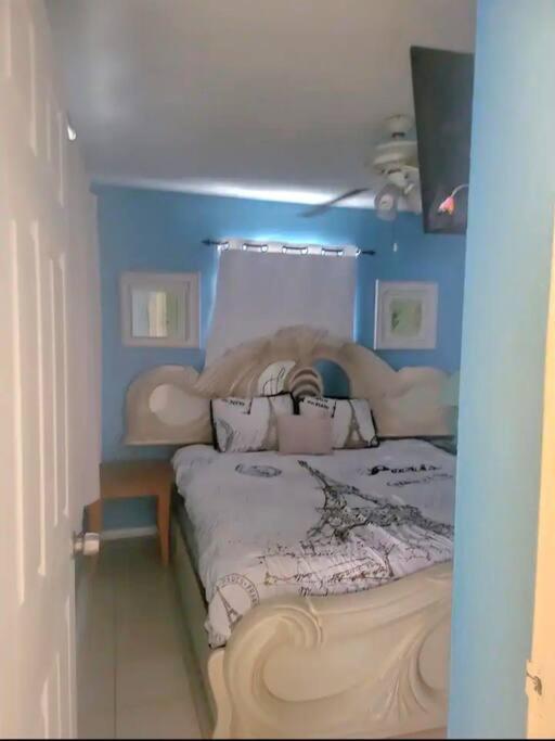 Entire Home By Siesta Key/Closed To Downtown Σεϊρασότα Εξωτερικό φωτογραφία