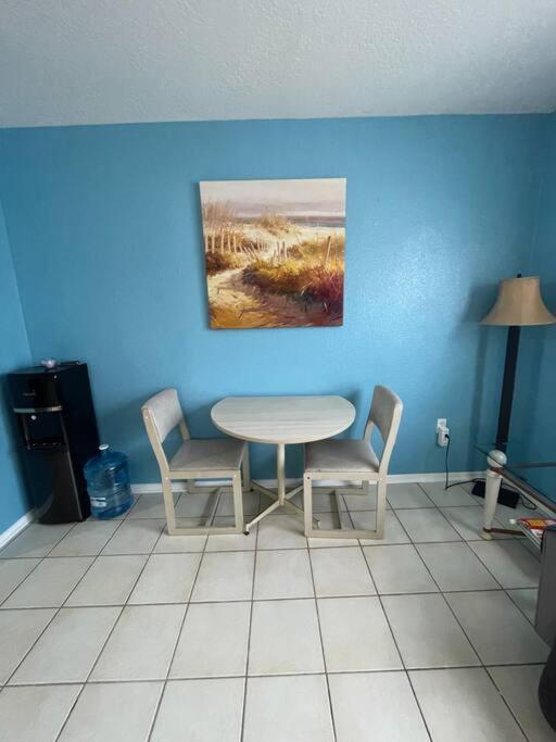 Entire Home By Siesta Key/Closed To Downtown Σεϊρασότα Εξωτερικό φωτογραφία